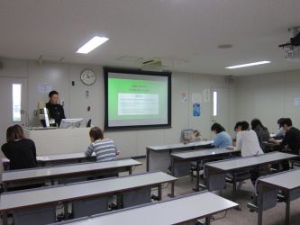 学科教習室